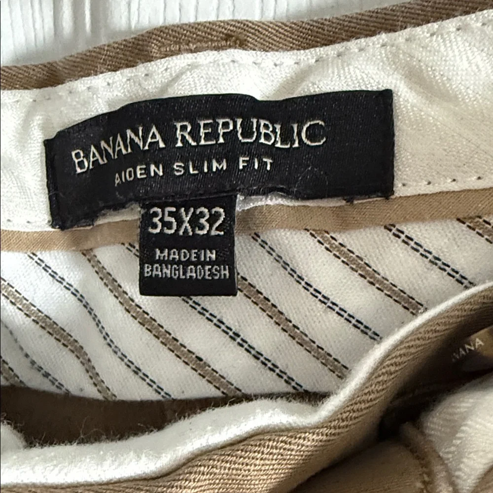 Banana Republic classic straight